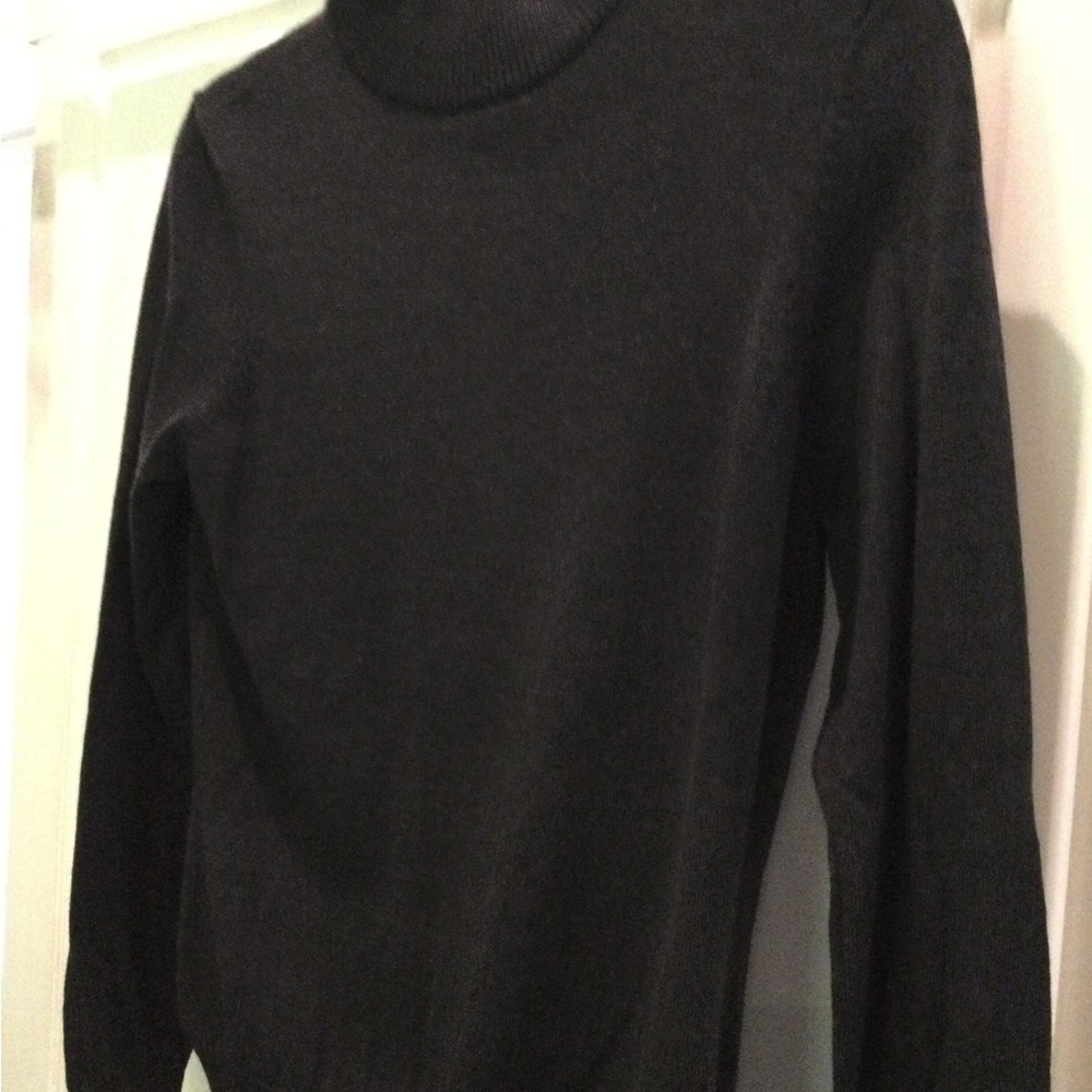 Contemporaine merino dark grey mock neck